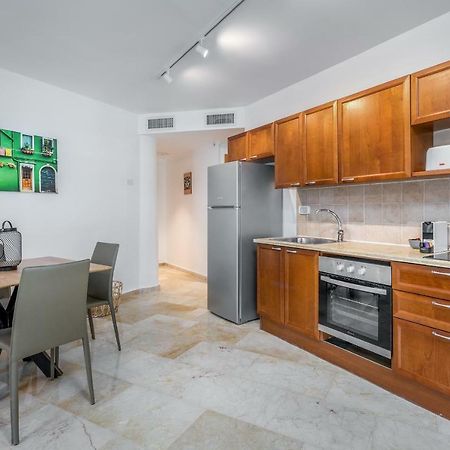 Dizengoff Square Superb 1 Bedroom With Balcony Tel Aviv Dış mekan fotoğraf