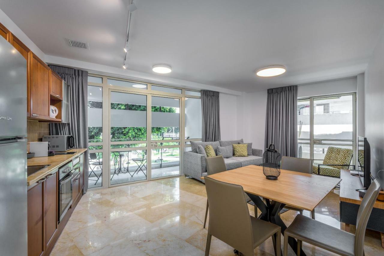 Dizengoff Square Superb 1 Bedroom With Balcony Tel Aviv Dış mekan fotoğraf