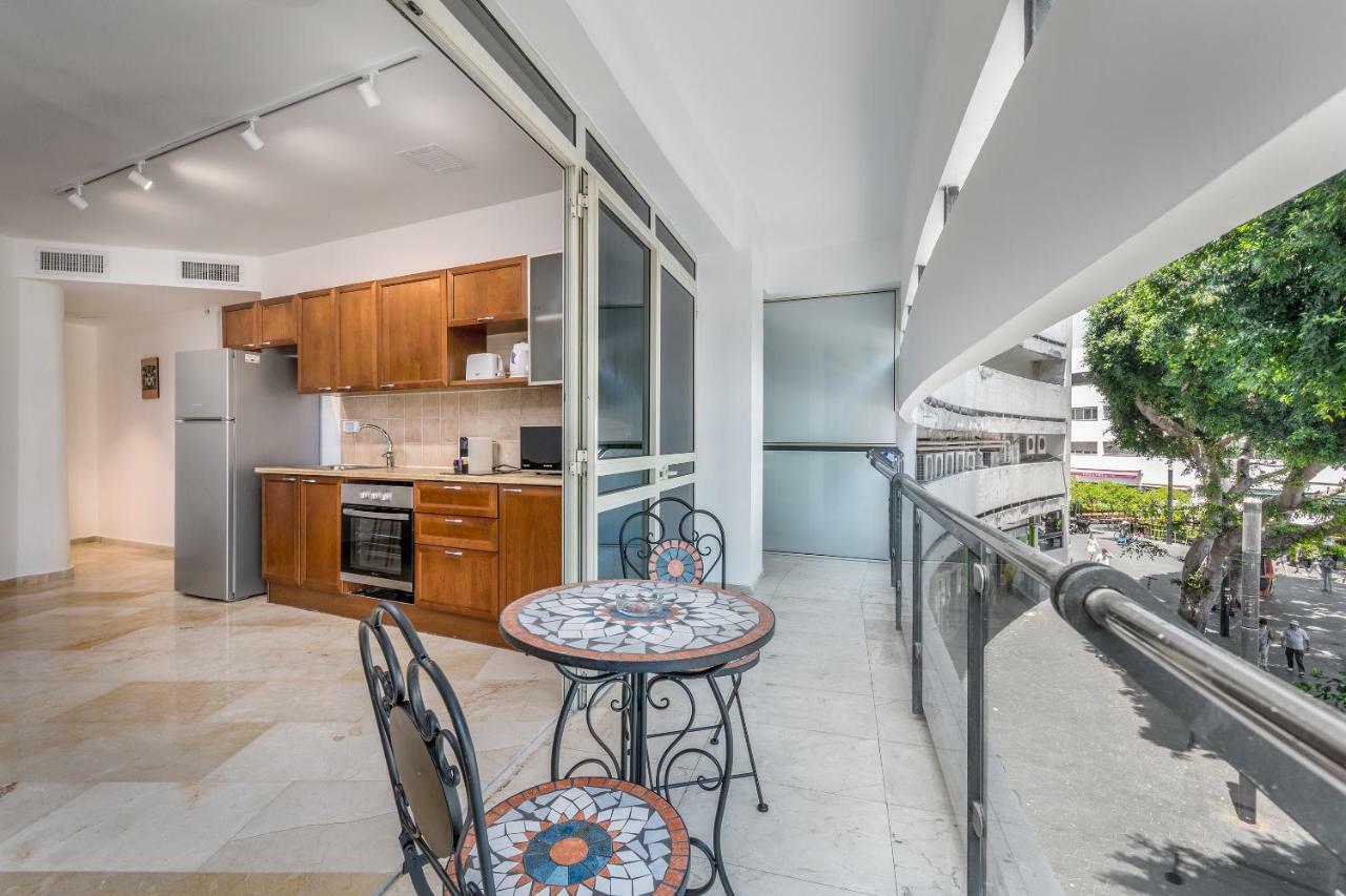 Dizengoff Square Superb 1 Bedroom With Balcony Tel Aviv Dış mekan fotoğraf