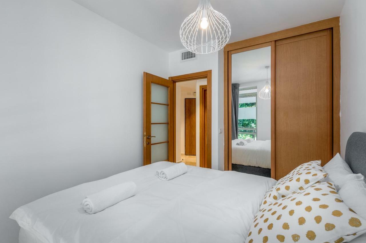 Dizengoff Square Superb 1 Bedroom With Balcony Tel Aviv Dış mekan fotoğraf
