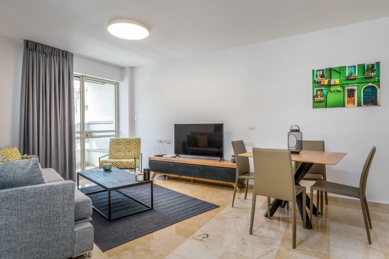 Dizengoff Square Superb 1 Bedroom With Balcony Tel Aviv Dış mekan fotoğraf