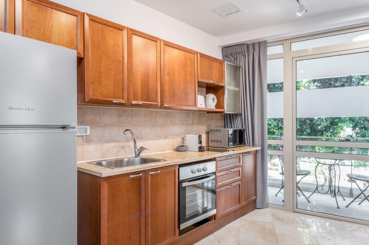 Dizengoff Square Superb 1 Bedroom With Balcony Tel Aviv Dış mekan fotoğraf